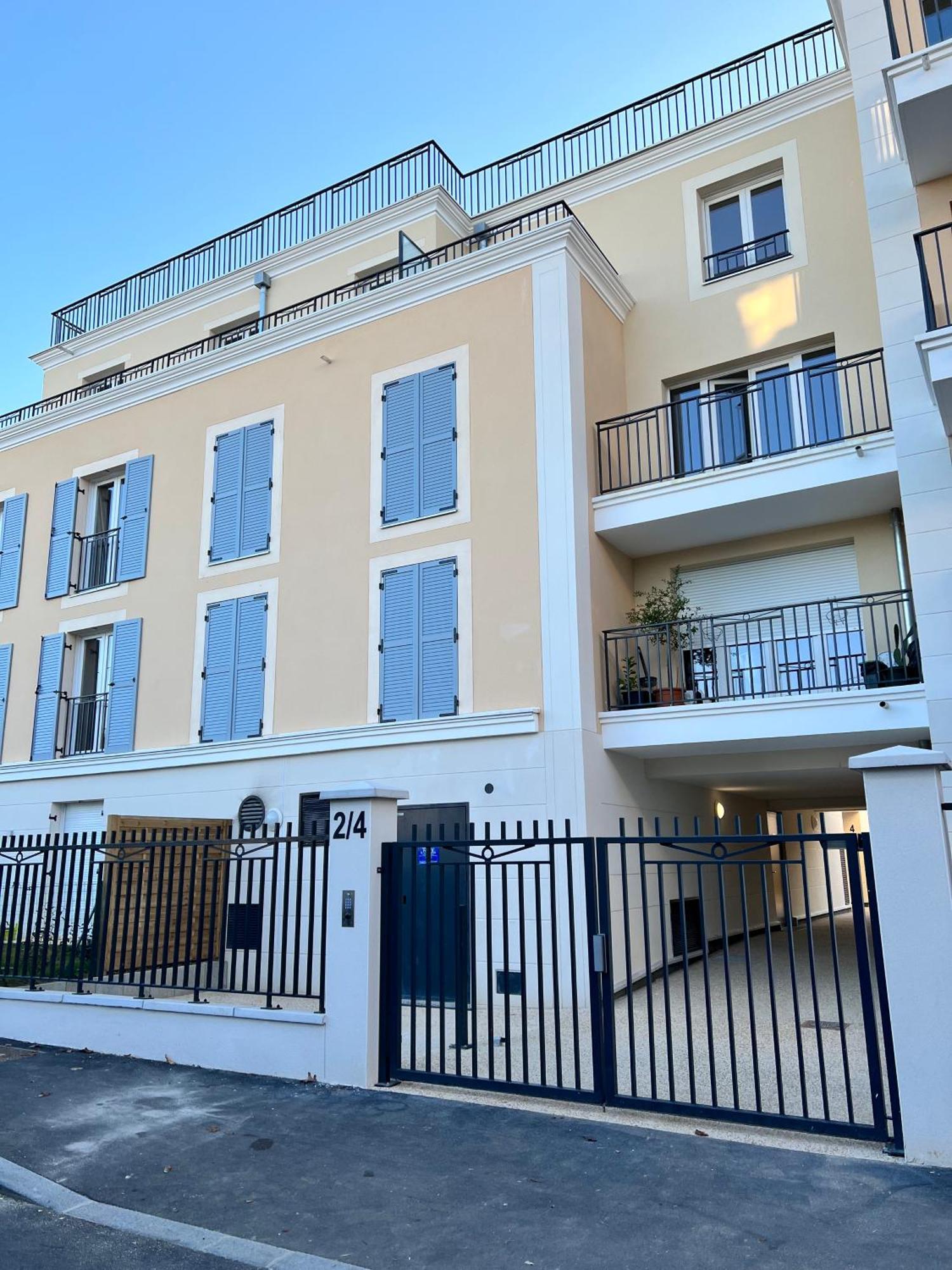 Elegant Appartement Minimaliste Entre Paris Et Disney Noisy-le-Grand Exterior photo